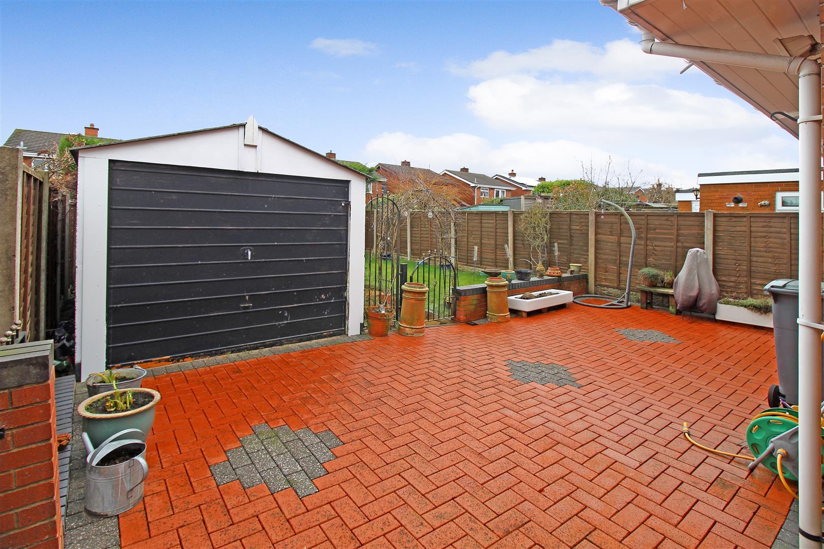 Wallis Way, Baddeley Green, Stoke-On-Trent